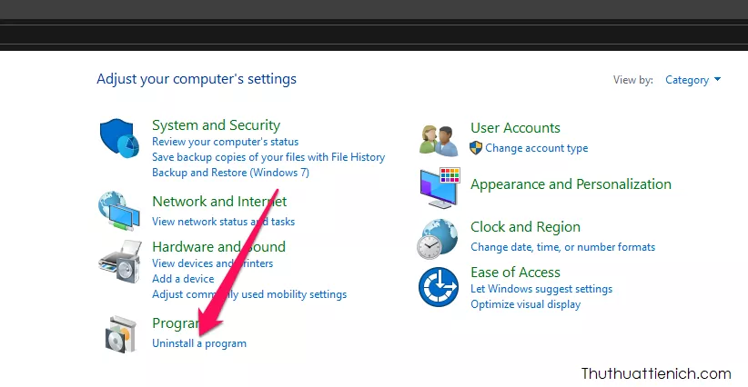 Chọn Uninstall a program trong Control Panel